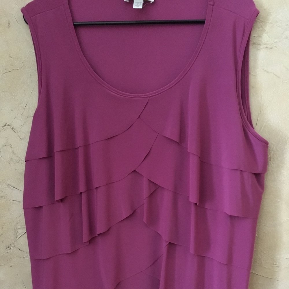 Ruffle tank